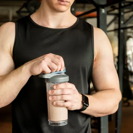 Cele mai periculoase suplimente la sală — ce riscuri ascunse trebuie să cunoști