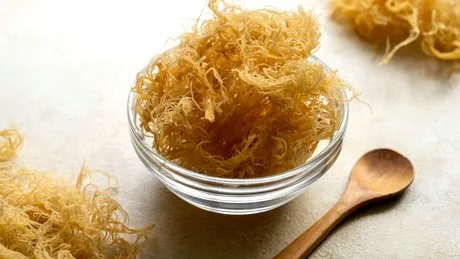 Muşchiul de mare, superaliment sau doar un trend? Ce spun experții despre alga devenită virală