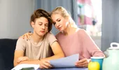 Notele mici la examene: ce le spunem copiilor?
