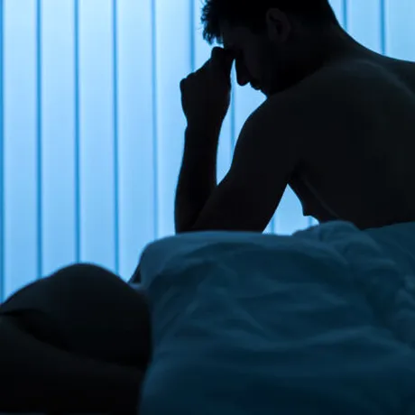 De ce nu e bine să dormi dezbrăcat când e caniculă. Motivul pentru care trebuie să ții pijamalele pe tine