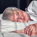 După 25 de ani de insomnie, o femeie a descoperit un truc care o ajută să adoarmă instant