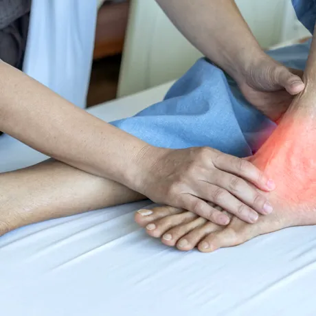 Boala Freiberg: ce este, cum se manifestă și cum se tratează