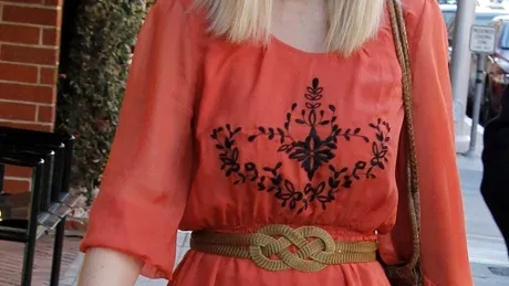 Tori Spelling, siluetă perfectă după 4 naşteri