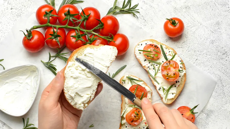 Crema de brânză: cât de sănătoasă este în dietă?