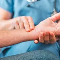 Testul de 10 secunde care poate semnala o problemă ascunsă a inimii