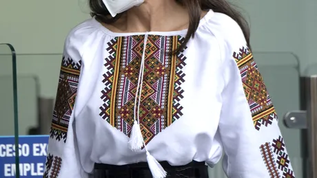 Regina Letizia a purtat o bluză tradițională ucraineană în semn de sprijin în urma războiului dintre Rusia și Ucraina