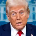 Donald Trump spune că ia aspirină în fiecare zi, „pentru inimă”. Cine NU ar trebui să o ia preventiv