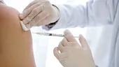 Cele mai frecvente reacții adverse raportate la vaccinurile anti-COVID Pfizer și Moderna