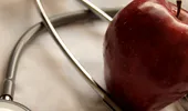 ”Un măr pe zi ţine doctorul la distanţă”- între mit şi adevăr