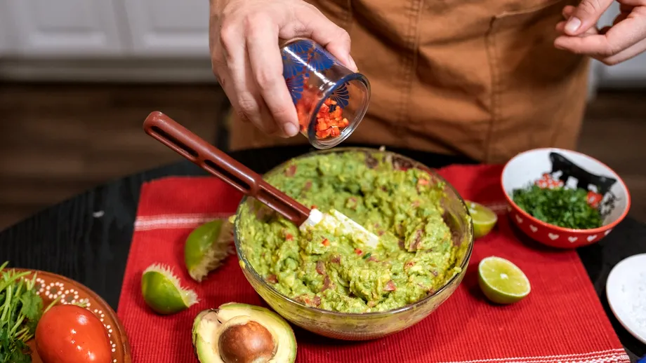 Guacamole de casă: cea mai simplă rețetă