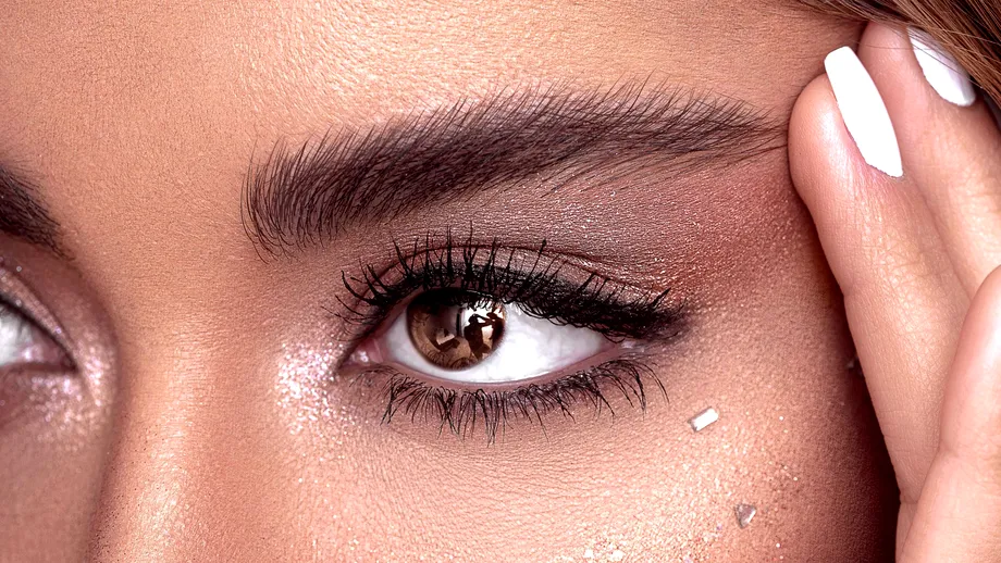 Mituri despre sprâncene