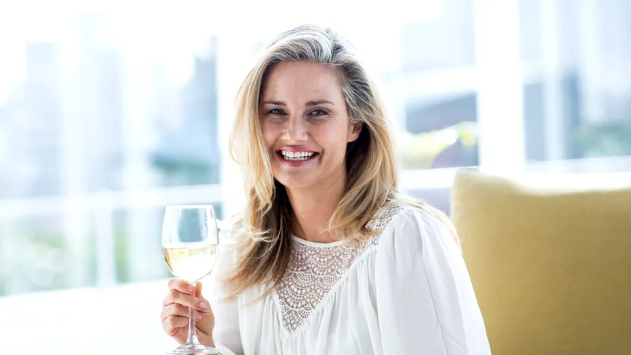 Ce se întâmplă cu adevărat cu inima ta atunci când bei un pahar de vin