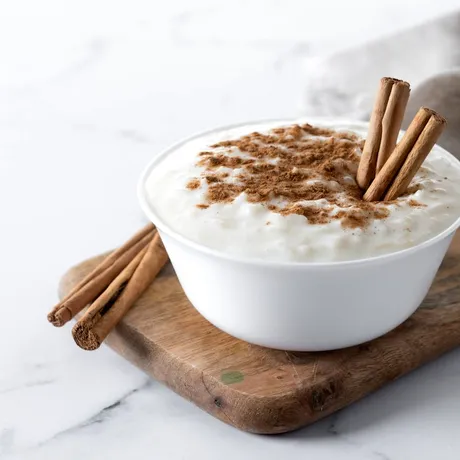 Cea mai simplă rețetă de orez cu lapte. Așa îți iese cremos și gustos