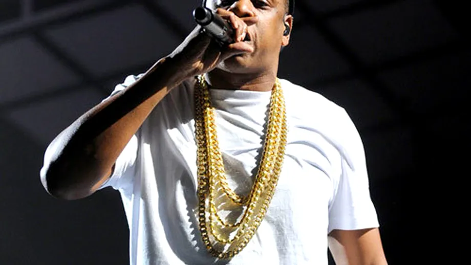 Jay-Z îşi lansează primul său parfum, Gold