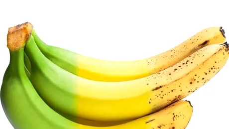De ce se pătează bananele. Descoperă explicaţia ştiinţifică, dar şi beneficiile bananelor coapte