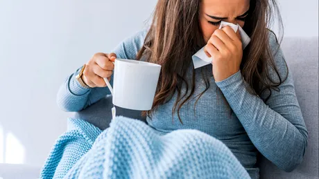 Răceala în sezonul rece: cum o tratăm cu ajutorul homeopatiei?