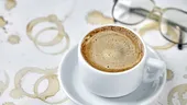 Cum să scapi de petele de pe măsuța de cafea în câteva secunde. Trucul ingenios cu uscătorul de păr