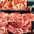 Carnea de porc rămâne preferata românilor de sărbătorile de iarnă. Ce preț are înainte de Crăciun? VIDEO