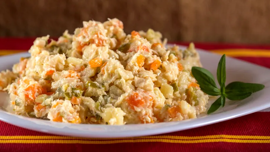 Condimentul care nu trebuie pus niciodată pus în salata boeuf. Îi strică gustul