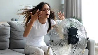 Cum îți afectează aerul condiționat părul. La ce temperatură trebuie ținut să nu-ți usuce scalpul