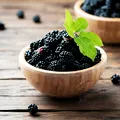 Coacăzele negre ar putea ajuta organismul să ardă mai multe grăsimi. Ce au descoperit cercetătorii