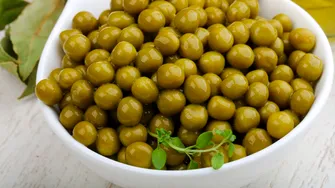 Ciorbă de mazăre, ușoară și hrănitoare: rețeta perfectă pentru orice anotimp