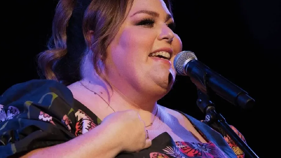 Cum a reușit Chrissy Metz să slăbească 45 de kilograme. „Grăsuța de la Hollywood” a avut mereu probleme cu greutatea