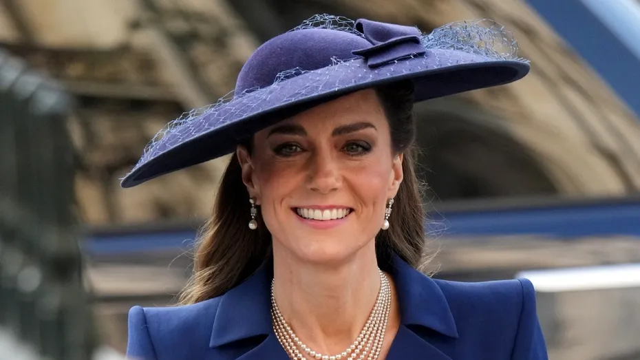 Apariție controversată a Prințesei de Wales! Detaliul observat de fotografi după ce Kate Middleton a intrat într-un templu