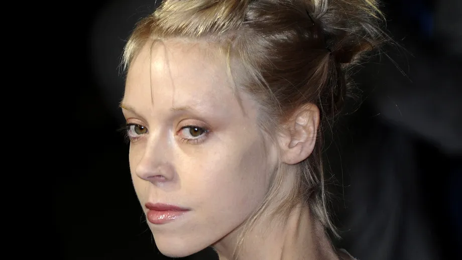 Şoc la premiera filmului Frankenweenie. Află cine e actriţa schelet care a speriat toţi invitaţii!