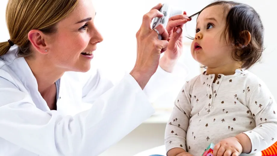 Când este necesară consultația oftalmologică la copii? Semne care pot indica o problemă cu vederea
