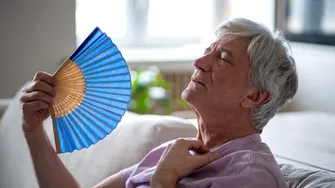 8 motive pentru care transpiri excesiv după 40 de ani