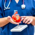12 semne subtile ale bolilor de inimă care pot apărea în primii 50 de ani de viață