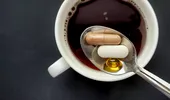 Elixirul tinereții există! Ce să pui în cafea să scapi de riduri. Ingredientul din farmacii care încetinește procesul de îmbătrânire