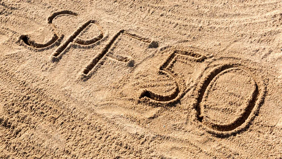 (P) SPF 50 și arsuri solare: Ghidul protecției invizibile