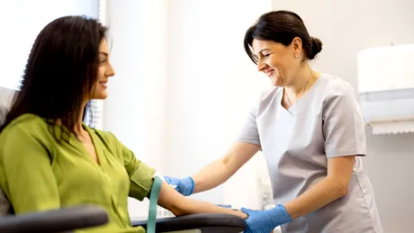 Analizele medicale anuale pe care e bine să le faci, în funcție de vârsta ta