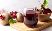 De ce nu e bine să consumi suc de sfeclă roșie dacă ai glicemia mare! Medicii trag un semnal de alarmă
