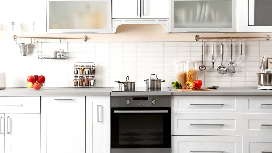 9 locuri murdare din bucătăria ta pe care s-ar putea să uiți să le cureți