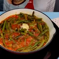Condimentul care nu trebuie pus niciodată când gătești mâncare de fasole verde păstăi cu carne