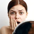 Pielea palidă poate ascunde un deficit important de vitamine. Ce semnal de alarmă transmit specialiștii