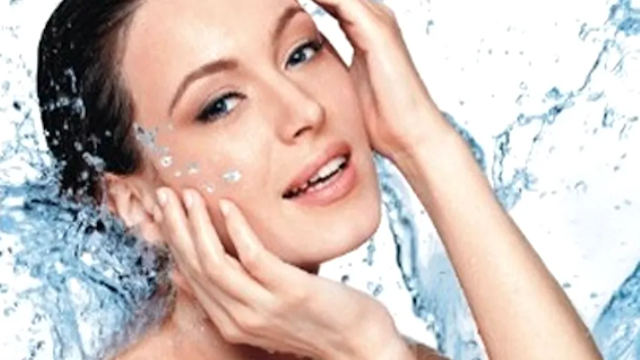 Cum utilizezi apa termală pentru ingrijirea pielii