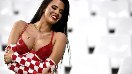 Ivana Knoll, talismanul norocos al Croației, la Cupa Mondială