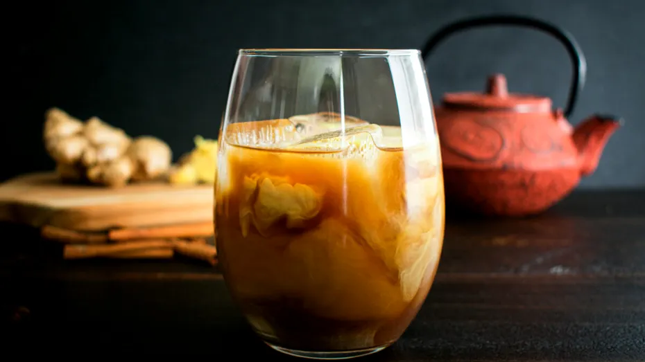 Ce se întâmplă în corpul unui bărbat care bea lapte cu turmeric în fiecare zi, timp de două săptămâni