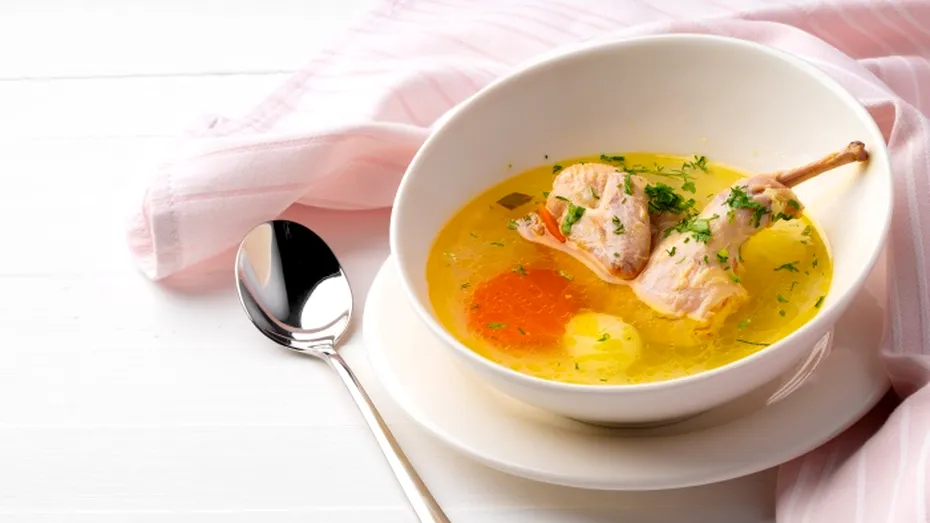 Cât de eficientă este supa de pui ameliorarea simptomelor răcelii? 