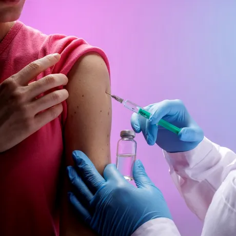 Vaccinul împotriva zonei zoster, asociat cu un risc mai mic de demență. Ce au descoperit cercetătorii