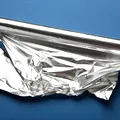 15 lucruri surprinzătoare pe care nu știai că le poți face cu folia de aluminiu