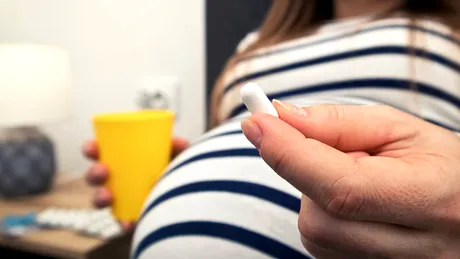 Paracetamolul în sarcină NU are o legătură clară cu autismul sau ADHD. Ce arată o nouă analiză