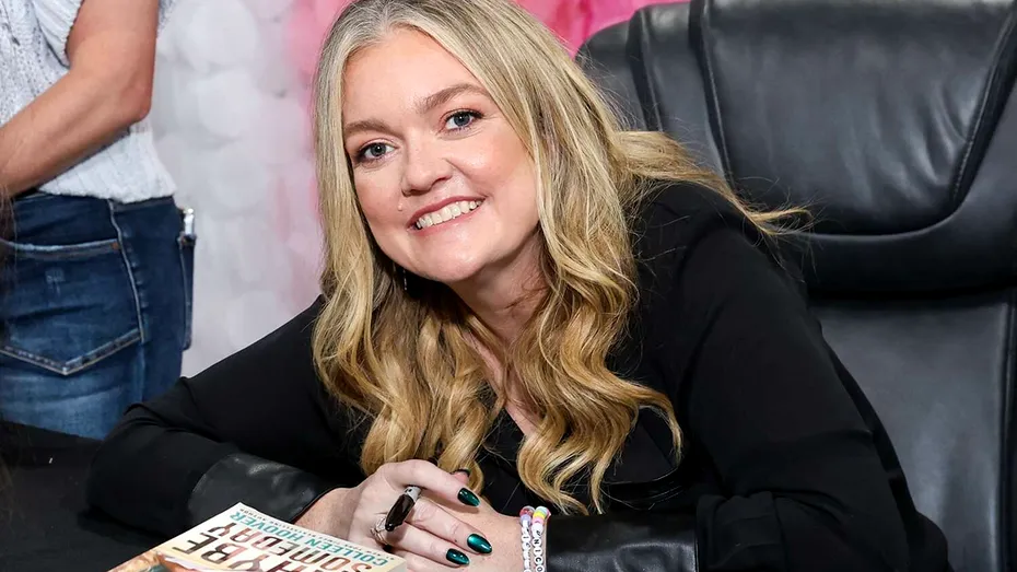 Colleen Hoover, veste importantă după diagnosticul de cancer. Ce a anunțat scriitoarea despre starea sa de sănătate