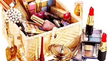 Ştii cât „rezistă” produsele cosmetice?