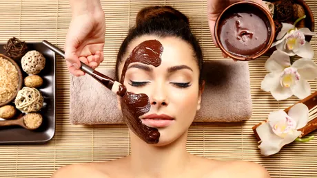 Rutina de frumusețe cu ciocolată. 5 trucuri populare