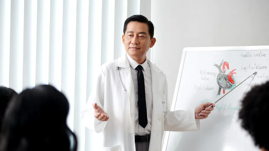 Cum reușește un chirurg japonez de 70 de ani să arate ca la 40: regula alimentară care i-a schimbat viața